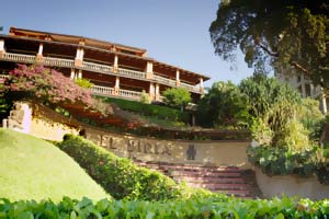 Tamarindo Diria Beach & Golf Resort
