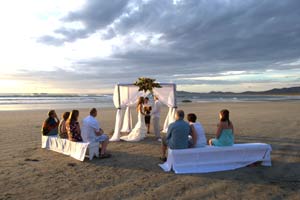 Tamarindo Diria Beach & Golf Resort