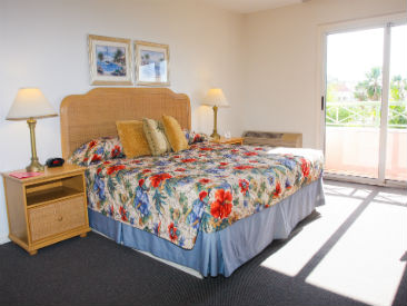  ResortCastaways Resort & Suites