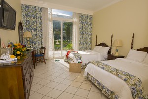 All Inclusive ResortBreezes Resort Bahamas