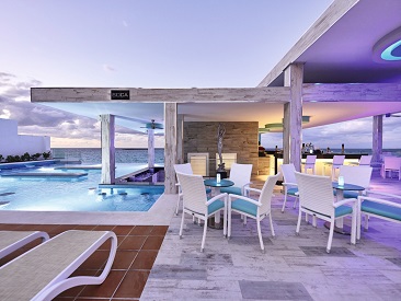 Riu Palace Paradise Island