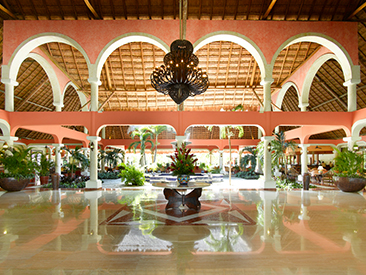 Grand Palladium Colonial Resort & Spa